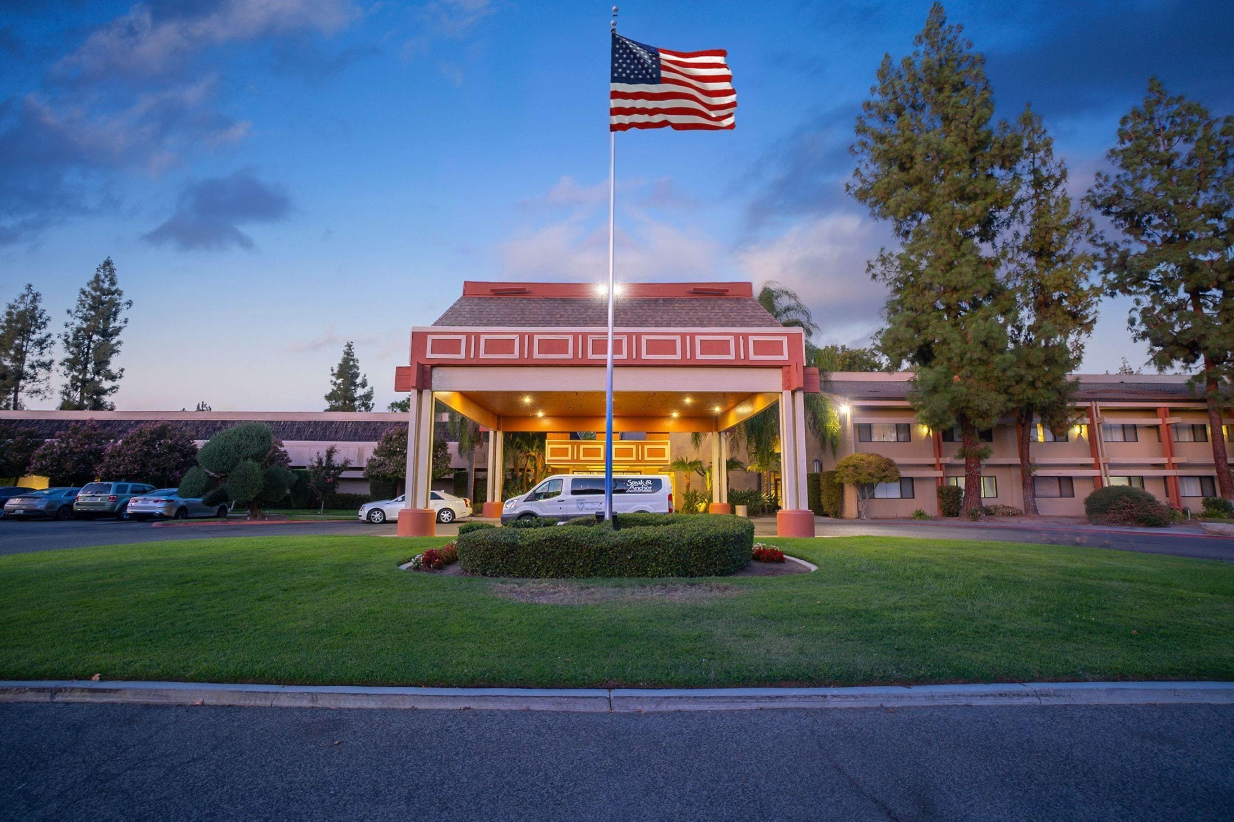 Piccadilly Inn Airport Fresno Exterior foto